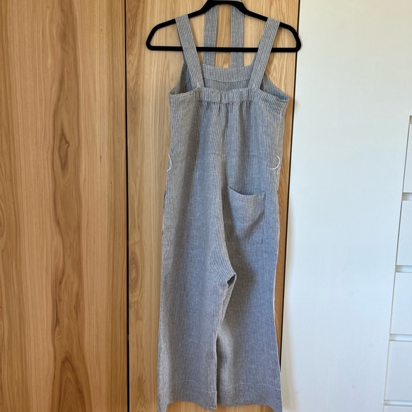 Everlane Linen Jumpsuit - Picture 5 of 10